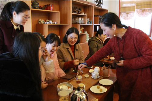 http://mobiles.zhoushan.cn/app/ly/201803/W020180309551099949505.jpg